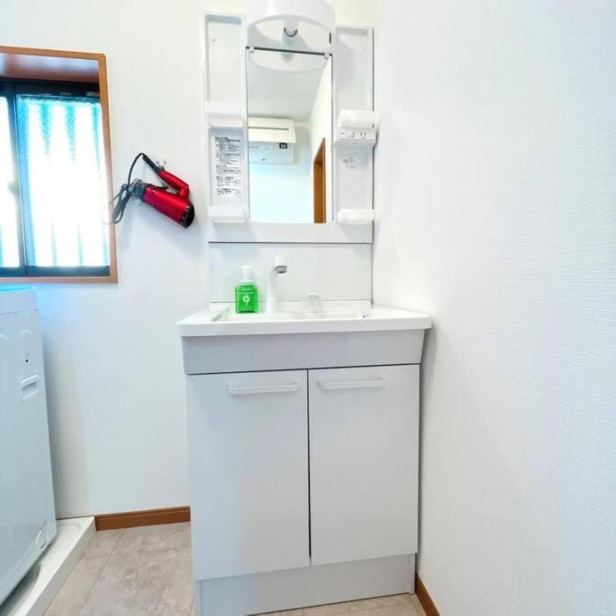 60, Higashi-tateishi 2, Entire House For Rent 度假居